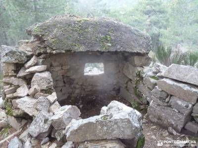 La Jarosa,Cumbres del Guadarrama; viajes organizados semana santa grupos de amigos madrid excursione